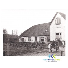 Kosterstraat nr.3-4-5-6- pannerden sloopwoningen 1968 (1)